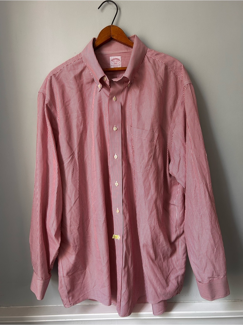 Brooks Brothers Regular Fit Long Sleeve Button Down 17.5 - 4/5 Red White Stripes